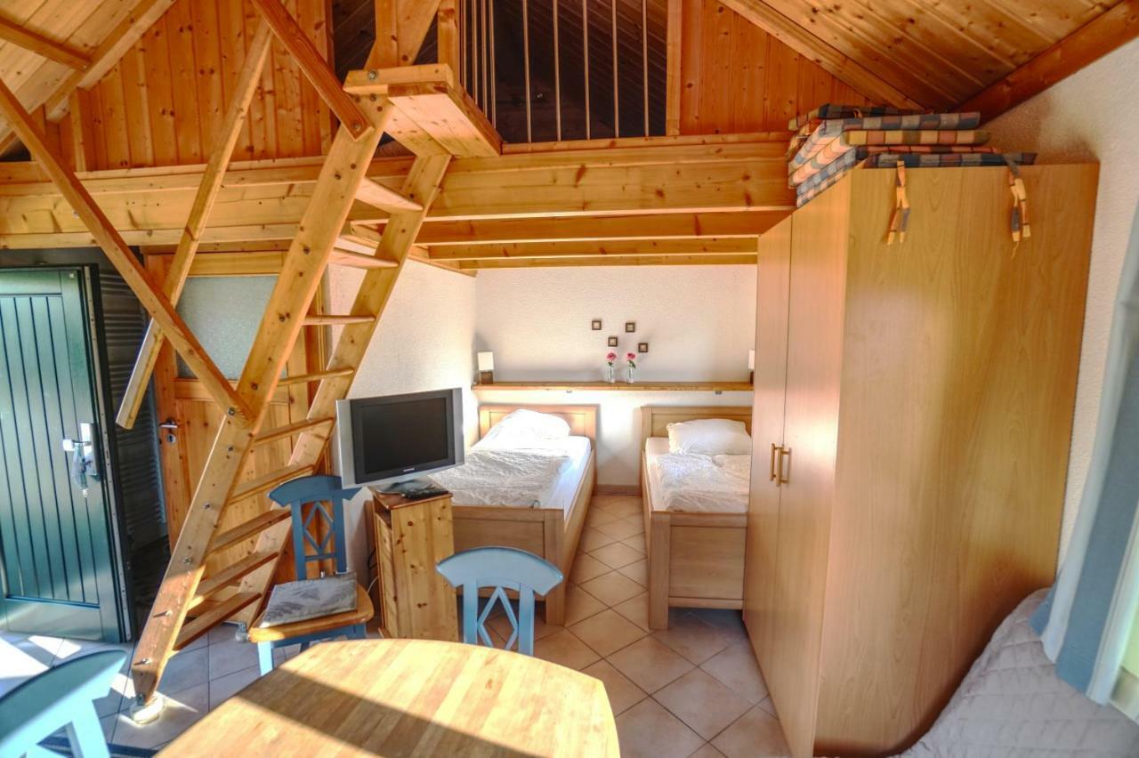 Hof Marienberg, 56340 Osterspai, Deutschland Wanderhuette Eksteriør bilde